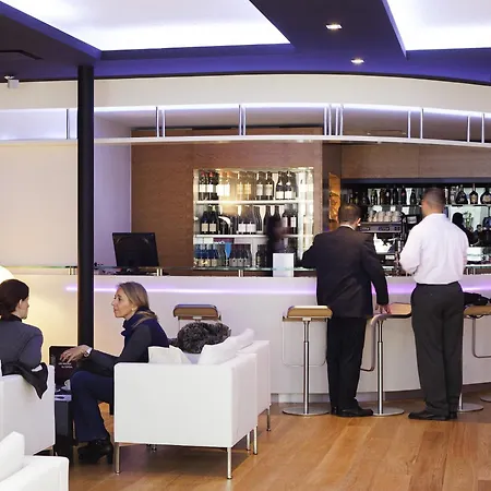 Hotel Novotel Centre Wilson 4*