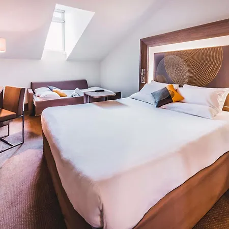 Hotel Novotel Centre Wilson 4*