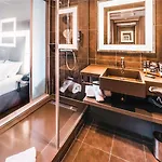 Hotel Novotel Centre Wilson 4*