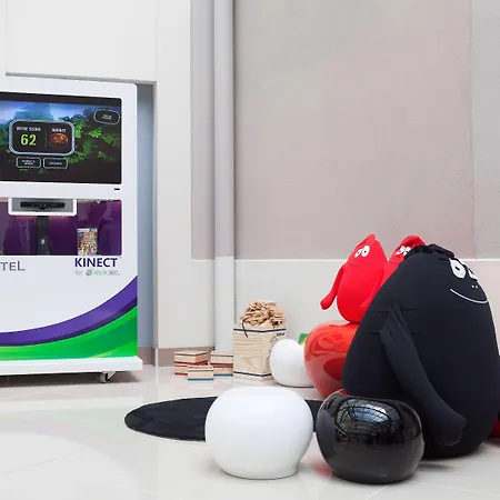 Novotel Centre Wilson Hotel