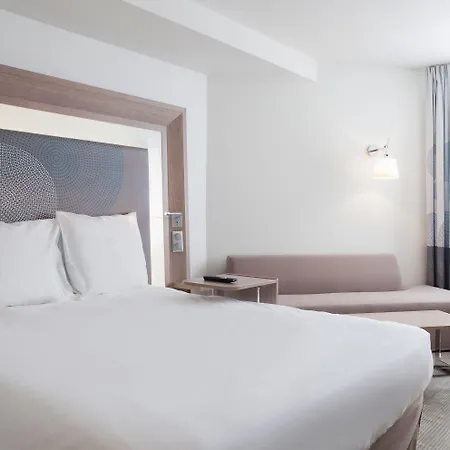 Novotel Centre Wilson Hotel