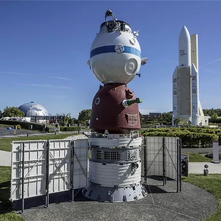 Hotel Novotel Centre Wilson 4*