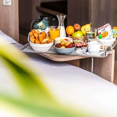 Hotel Novotel Centre Wilson 4*