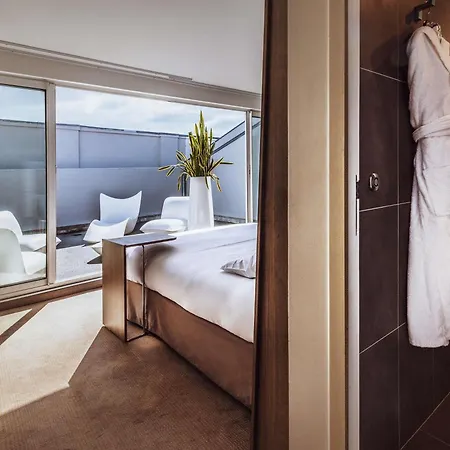 Hotel Novotel Centre Wilson 4*