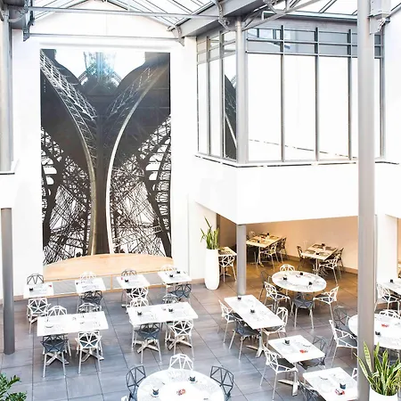 Novotel Centre Wilson Hotel 4*