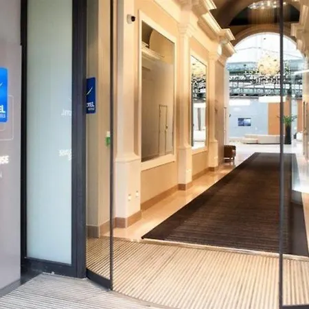 מלון Novotel Centre Wilson