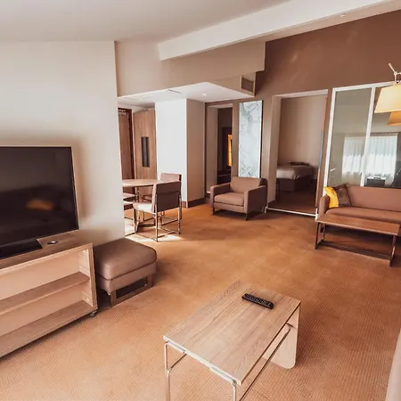 Novotel Centre Wilson מלון