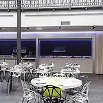 Отель Novotel Centre Wilson 4*