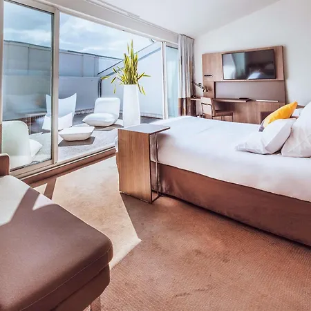 Novotel Centre Wilson Hotel 4*