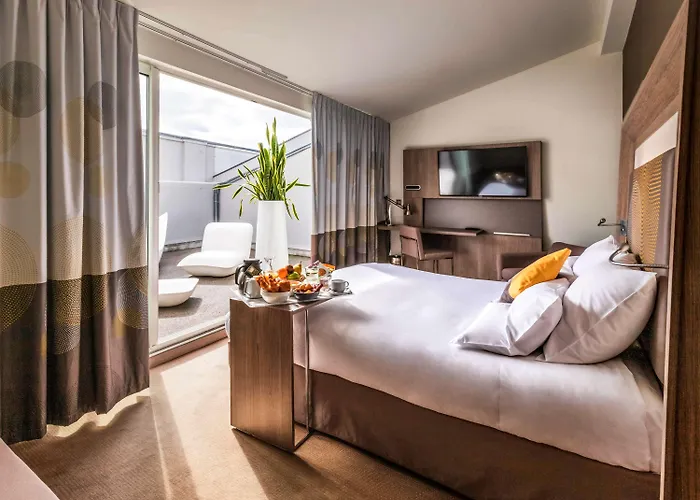 Novotel Centre Wilson Hotel