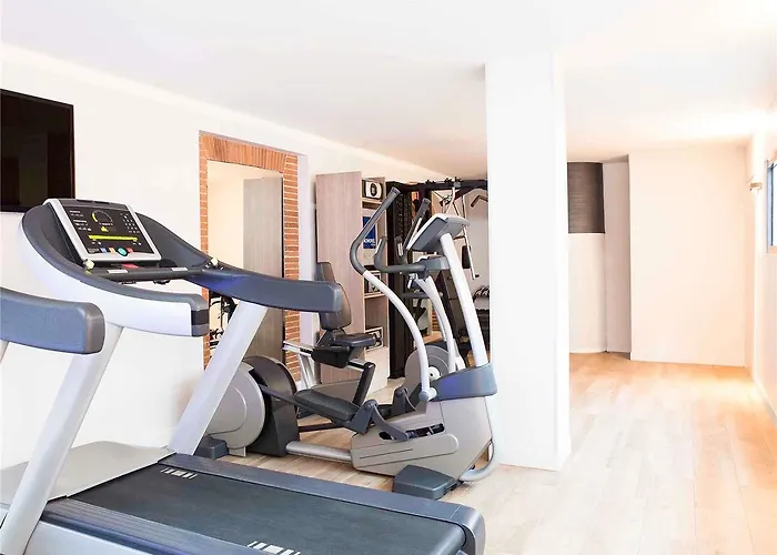 Novotel Centre Wilson Hotel 4*